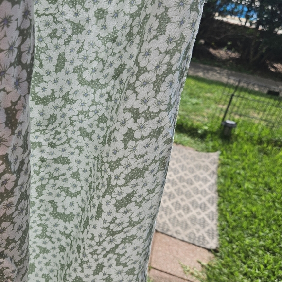 ONeill Womens Johnny Bridgette Ditsy Beach Pant ⛱️ Color is Aloe Size is Small!! - Picture 9 of 13